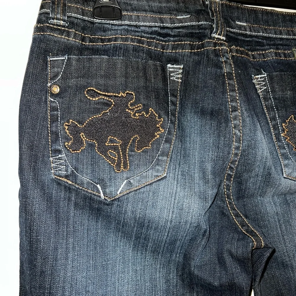 Cowgirl Tuff let er buck 32 x 31” dark denim jeans embroidery - Picture 3 of 12